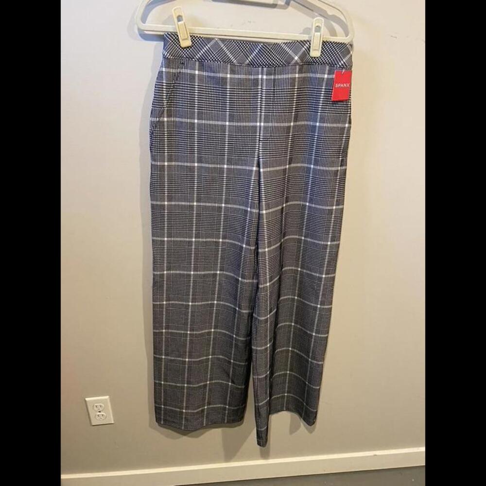 NWT SPANX Ponte Jacquard Wide Legged Pants- size small